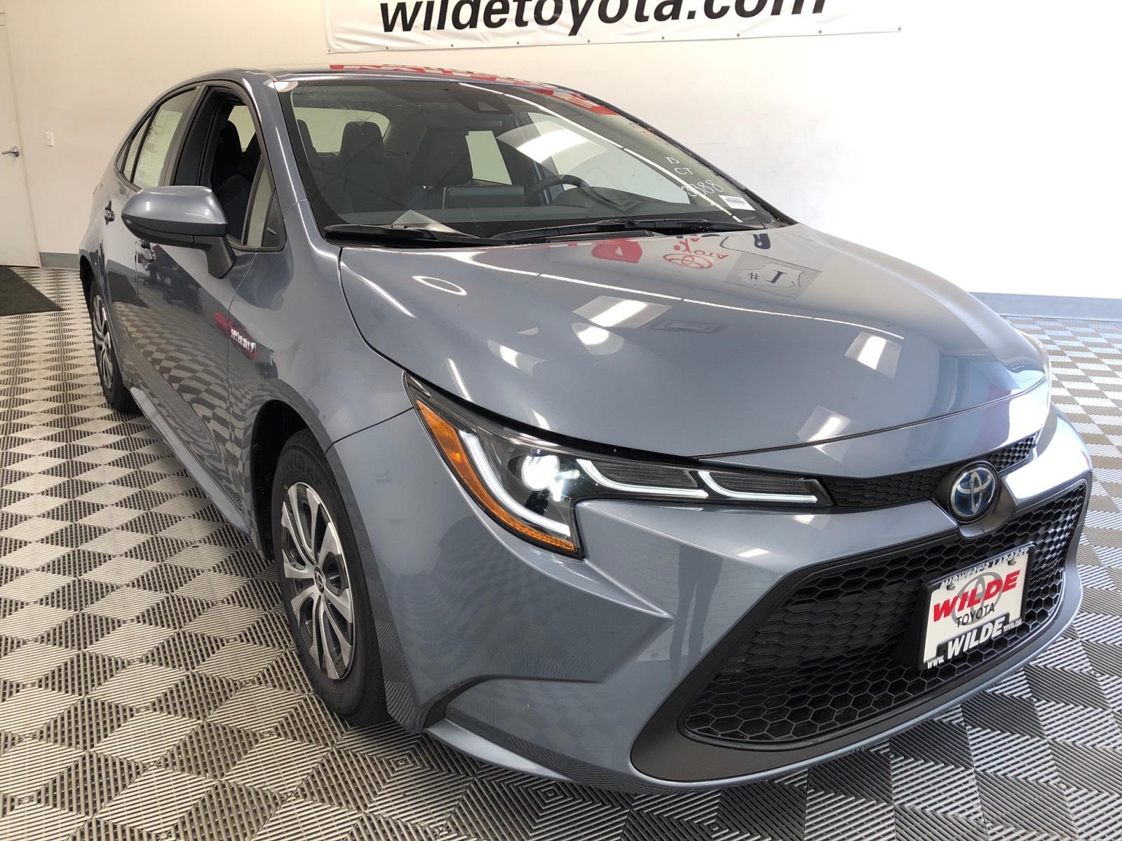 New 2021 Toyota Corolla Hybrid Le Cvt 4dr Car In West Allis T62424